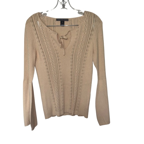 Saks Fifth Avenue Tops - Saks Fifth Avenue Cream Lace Bell Sleeve Blouse Women size‎ small minimal office